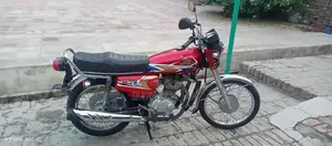 Photo - Honda CG125 Motorcycle - 2020 Model Low Mileage
