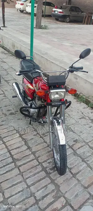 Honda CG125 Motorcycle - 2020 Model Low Mileage