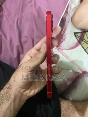 Apple iPhone 13 - 128GB Factory Unlocked Smartphone