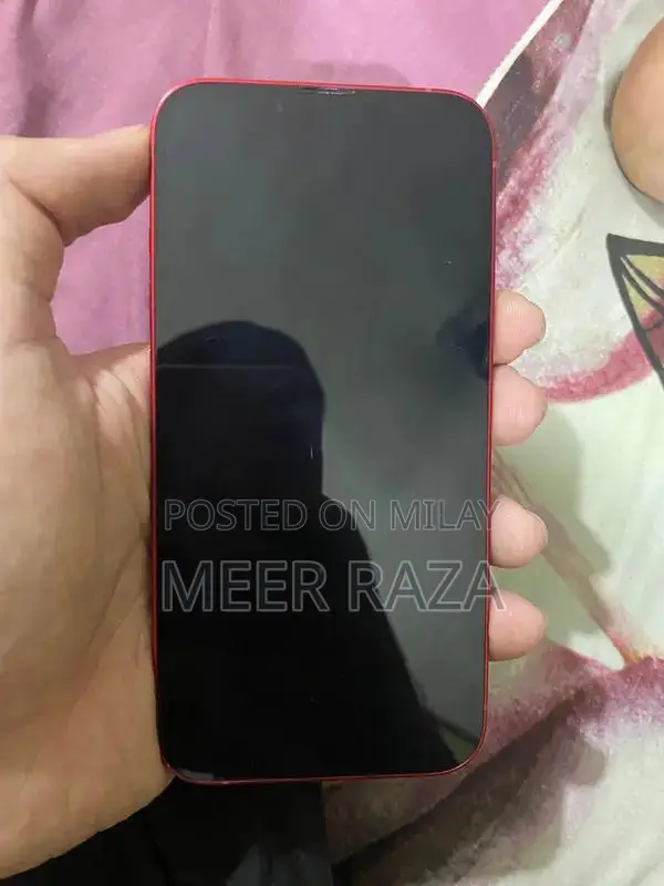 Apple iPhone 13 - 128GB Factory Unlocked Smartphone