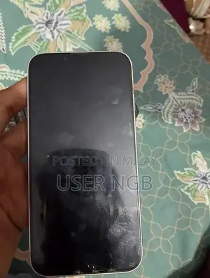 Apple iPhone 13 128GB Unlocked Smartphone