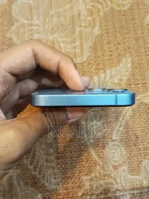 Blue iPhone 13 128GB Unlocked Excellent Condition