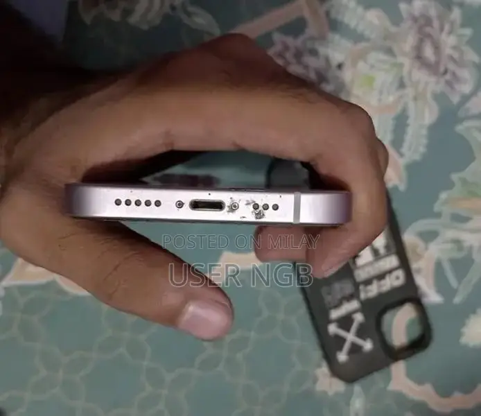 Apple iPhone 13 128GB Unlocked Smartphone