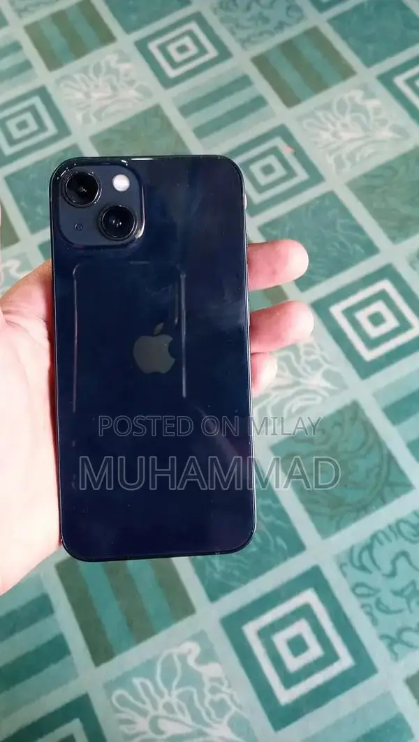 Apple iPhone 13 Midnight Blue Factory Unlocked Smartphone