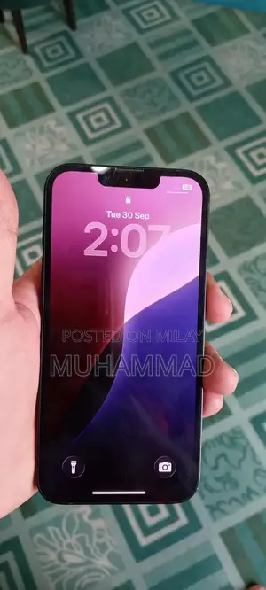 Apple iPhone 13 Midnight Blue Factory Unlocked Smartphone