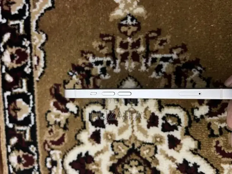 iPhone 13 128GB Smartphone with Face ID and True Tone