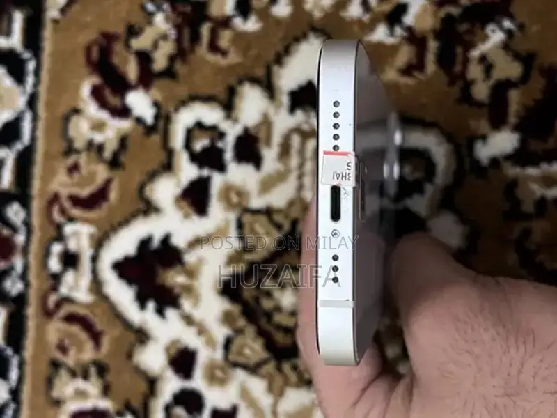 iPhone 13 128GB Smartphone with Face ID and True Tone