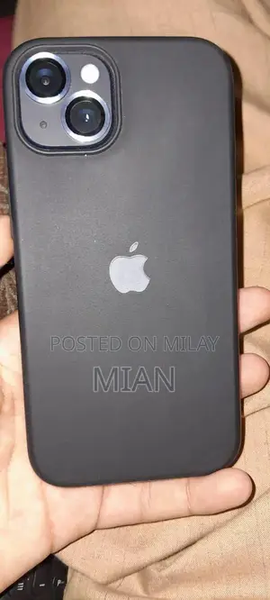 Apple iPhone 13 128GB Smartphone - Excellent Condition