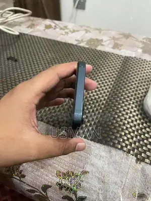 Apple iPhone 13 128GB Smartphone Black Edition