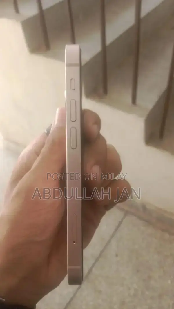 Apple iPhone 13 Mini Excellent Condition Unlocked