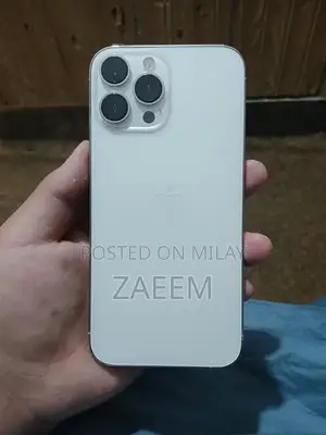 Apple iPhone 13 Pro Max Fully Unlocked Smartphone