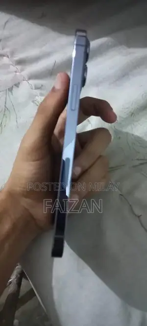 Apple iPhone 13 Pro Max - Premium Smartphone