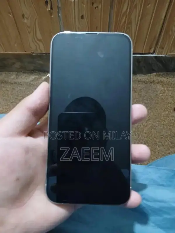 Apple iPhone 13 Pro Max Fully Unlocked Smartphone