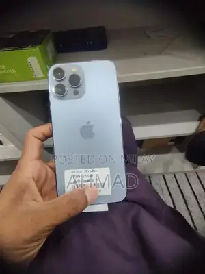 High-Performance Smartphone with Water Resistance