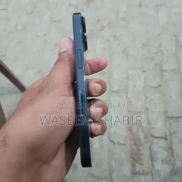 iPhone 14 128GB Navy Blue, Excellent Condition Smartphone