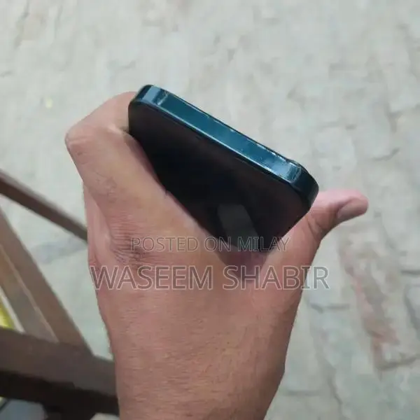 iPhone 14 128GB Navy Blue, Excellent Condition Smartphone