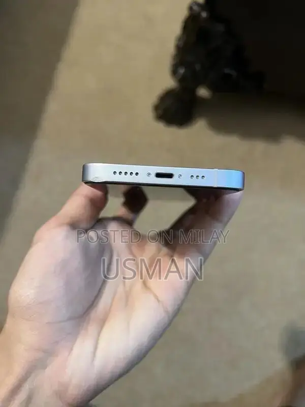 Apple iPhone 14 128GB JV Smartphone with Original Box