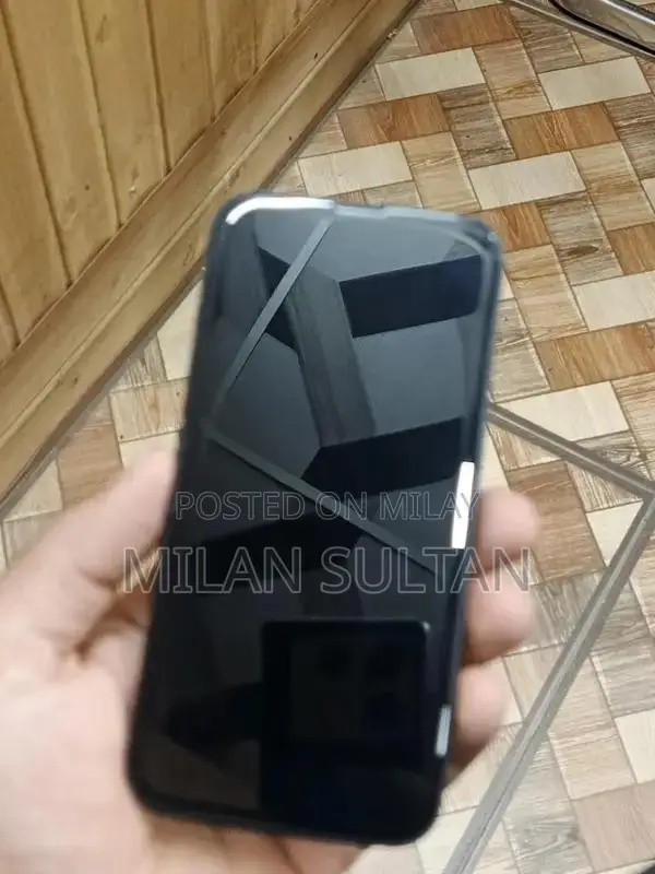 Apple iPhone 14 Pre-Owned 128GB Smartphone