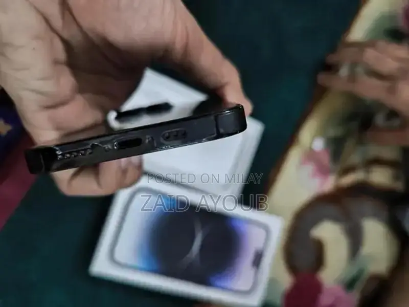 Apple Smartphone Pro Model - High Performance Mobile Device