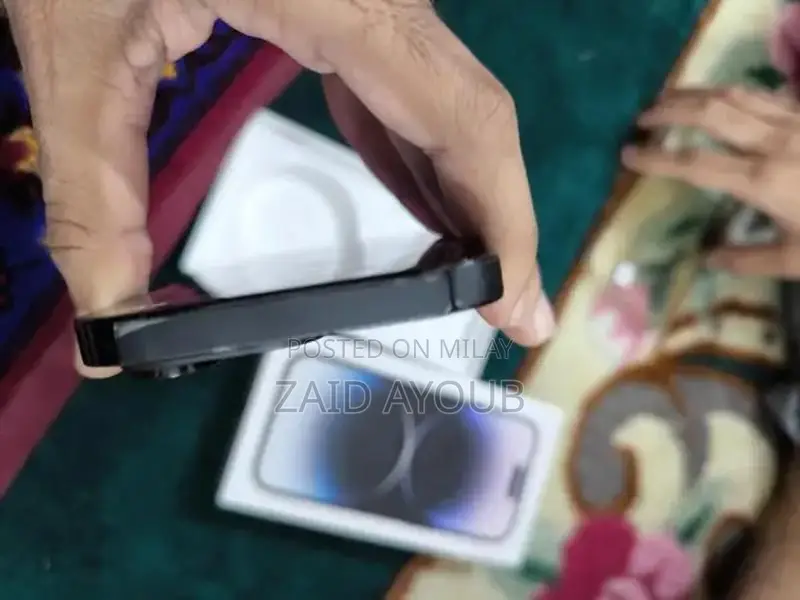 Apple Smartphone Pro Model - High Performance Mobile Device