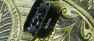 BOYA Professional Vlogging Microphone for High-Quality Audio