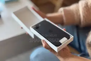 Apple iPhone 17 Air 256GB Smartphone