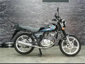 Photo - Suzuki GS 150 Motorcycle - Classic Black Cruiser