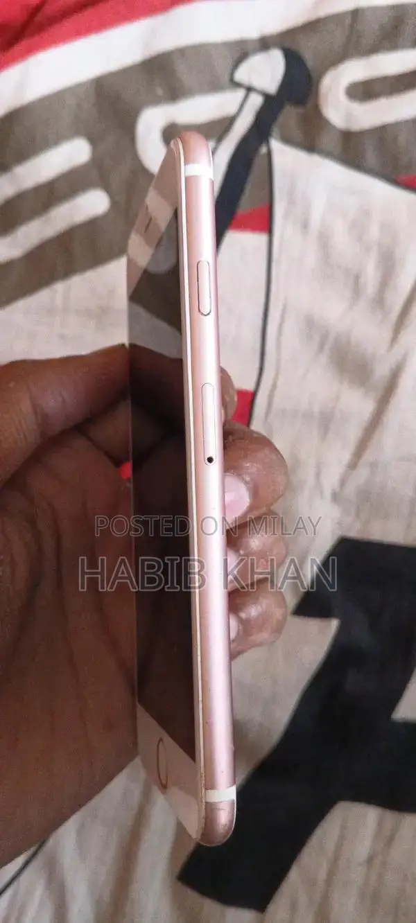 Apple iPhone 6s 128GB Smartphone with Home Button