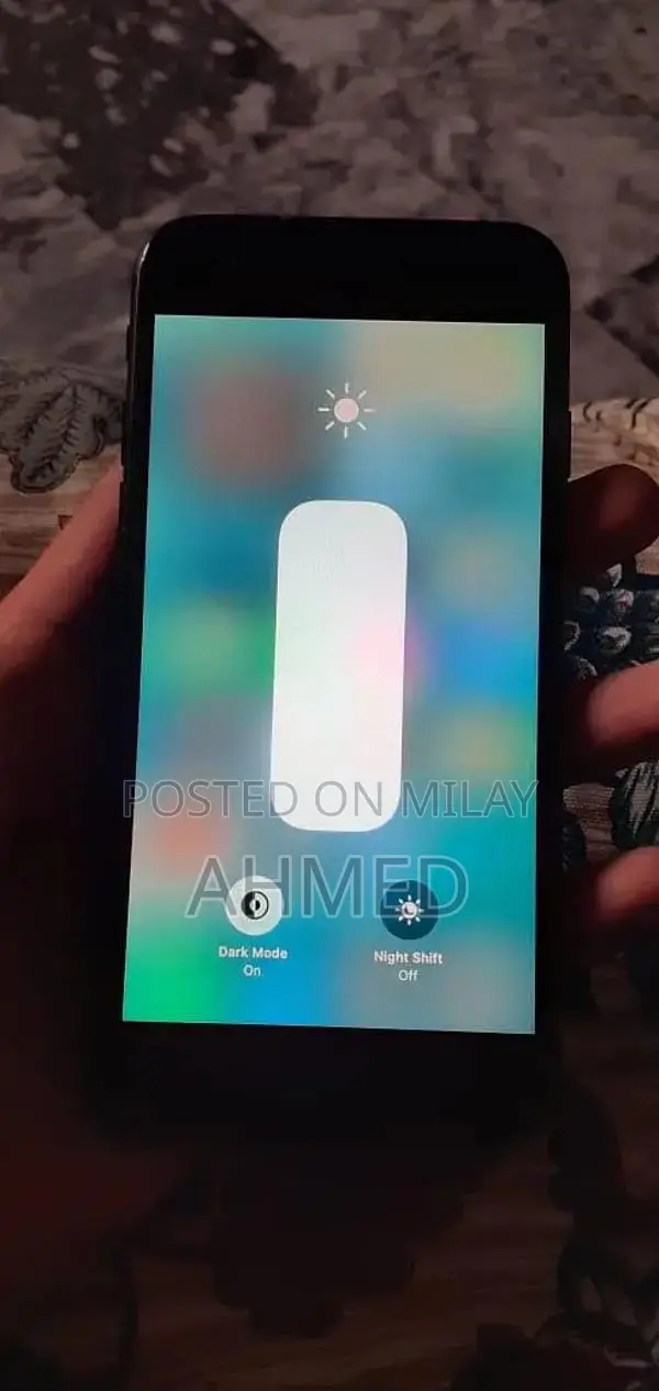 32GB Smartphone with Functional Home Button and Good Camera