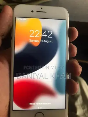 Apple iPhone 7 and 7 Plus Smartphone Collection