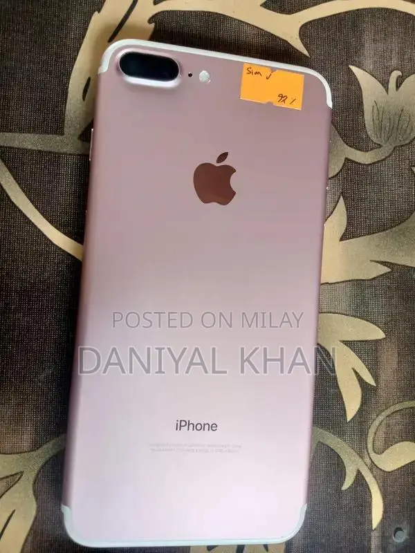 Apple iPhone 7 and 7 Plus Smartphone Collection