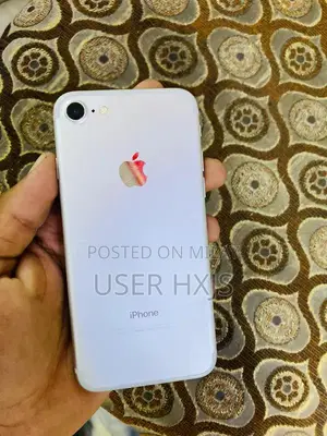 Photo - Apple iPhone 7 32GB Non-PTA Pristine Condition