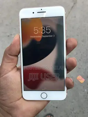 Functional iPhone 7 Plus 32GB Smartphone with Camera