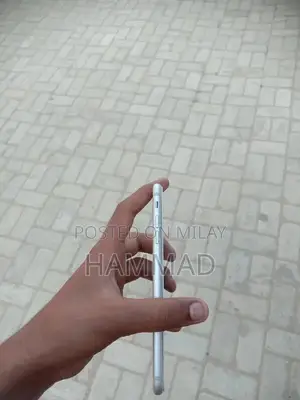 Apple iPhone 7 Plus 128GB Smartphone, Nearly Perfect Condition