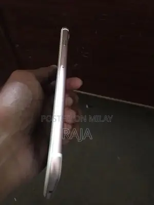 Apple iPhone 7 Plus Smartphone 32GB Unlocked