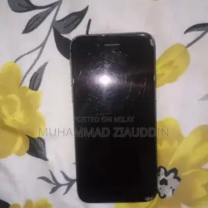 64GB Smartphone with Original Panel, Minor Screen Damage