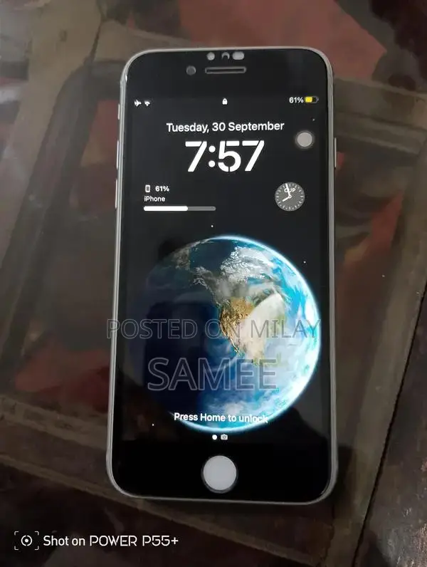 Apple iPhone 8 64GB Excellent Condition Unlocked