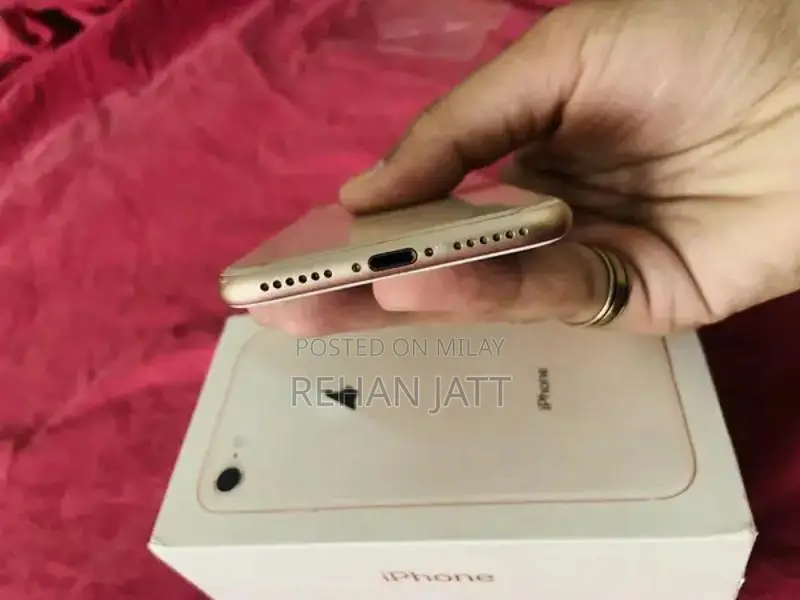 Apple iPhone 8 Pristine Smartphone with Original Packaging