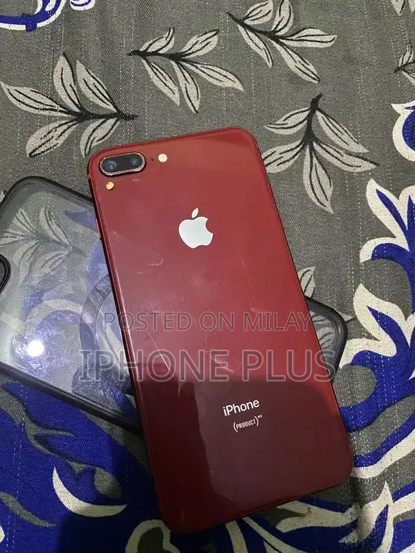 Apple iPhone 8 Plus Smartphone