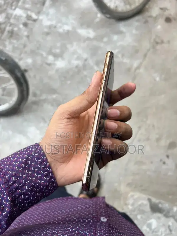 Apple iPhone 11 Pro Max 256GB PTA Approved Smartphone