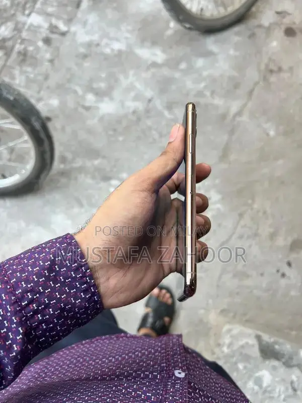 Apple iPhone 11 Pro Max 256GB PTA Approved Smartphone