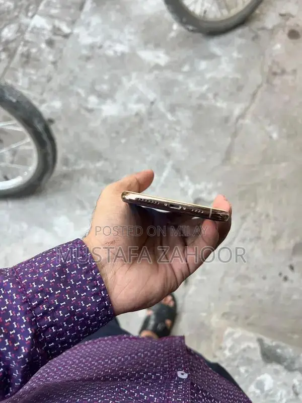 Apple iPhone 11 Pro Max 256GB PTA Approved Smartphone