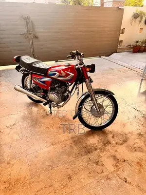 Honda 125 Motorcycle - Low Mileage, New Tires