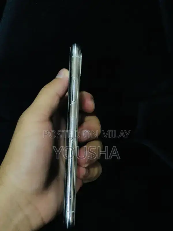 Apple iPhone X 256GB Fully Functional Smartphone