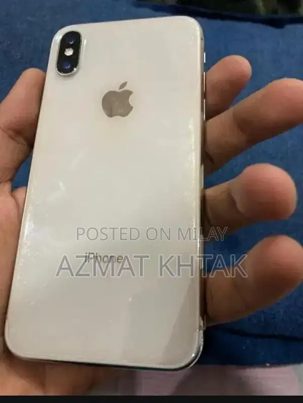 iPhone X 64GB White Smartphone with Advanced Features