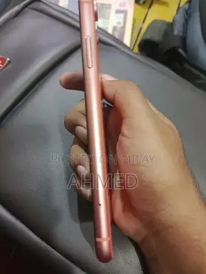 Apple iPhone XR 64GB Smartphone with Minor Screen Line