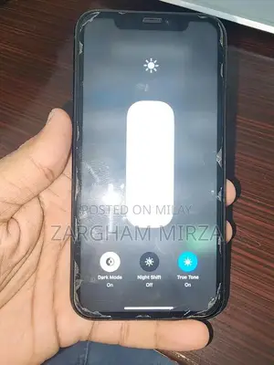 Photo - Apple iPhone XR 64GB Smartphone with Accessories