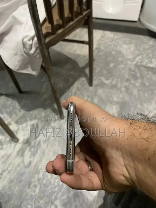 Apple iPhone XS 64GB Dual Approved Smartphone