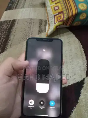 Apple iPhone XS Max 64GB Smartphone - Golden Color