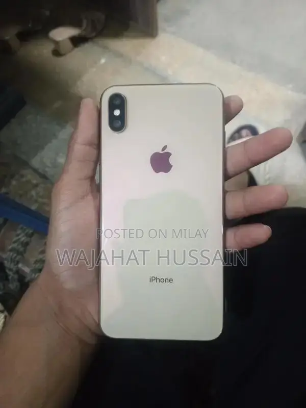 Apple iPhone XS Max 64GB Smartphone